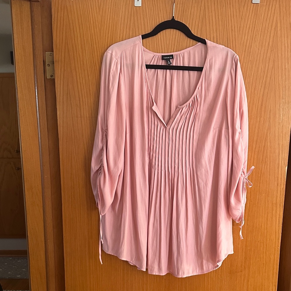Torrid Soft Pink Pleated Tunic